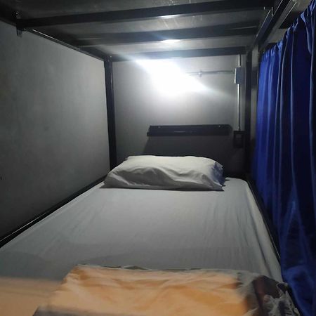 3Plus1 Hostel Patong Extérieur photo